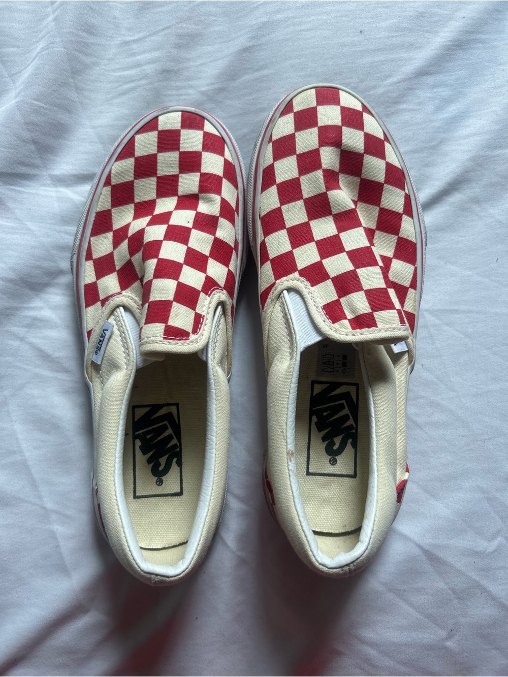 red checkered vans